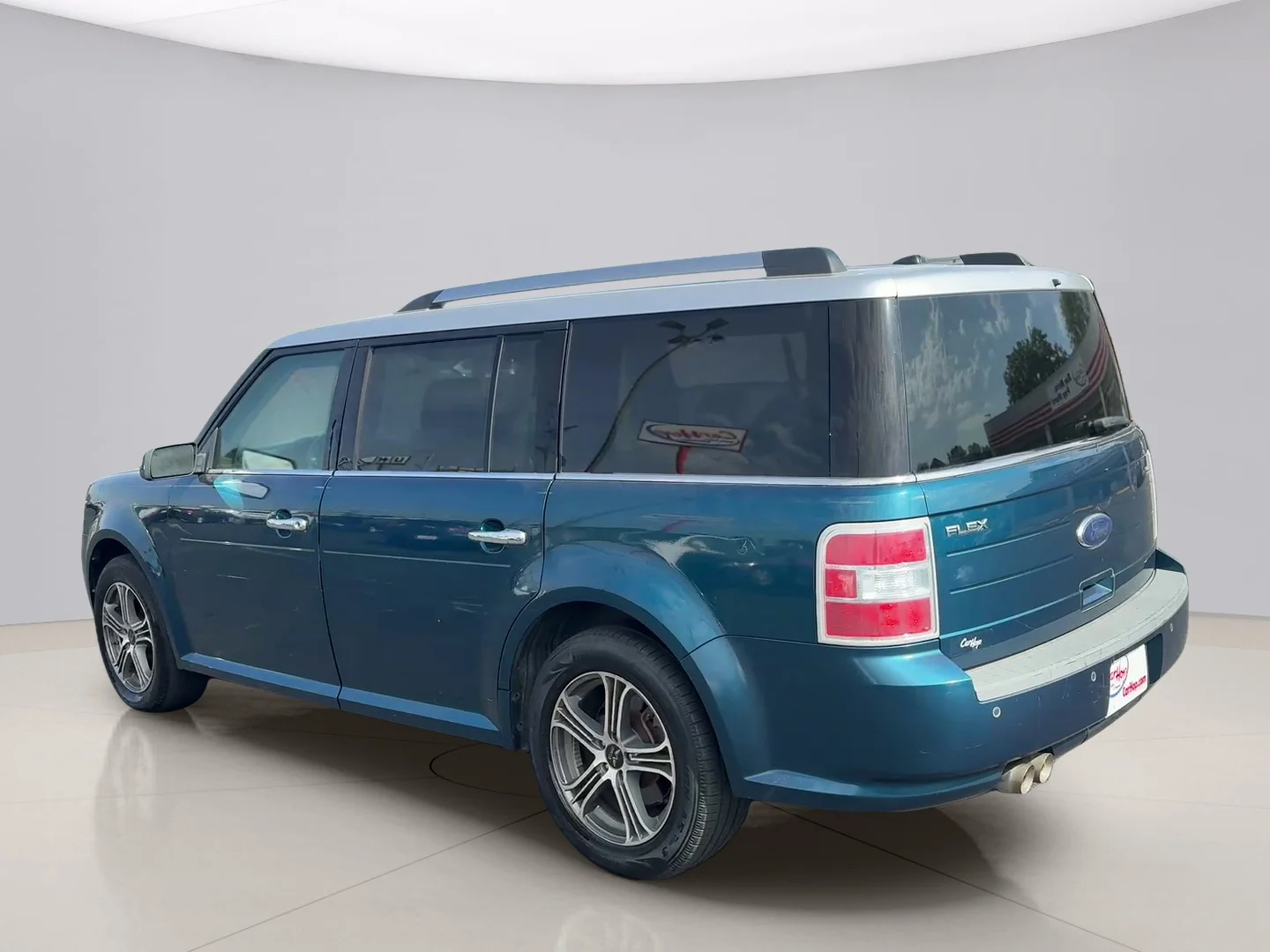 Used 2011 Blue Ford SEL FWD image 3