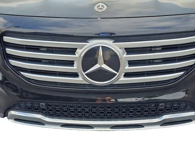Used 2024 Black Mercedes-Benz GLB 250 image 3