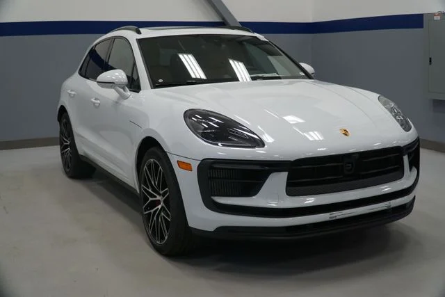 2026 Porsche Macan S - Photo 12