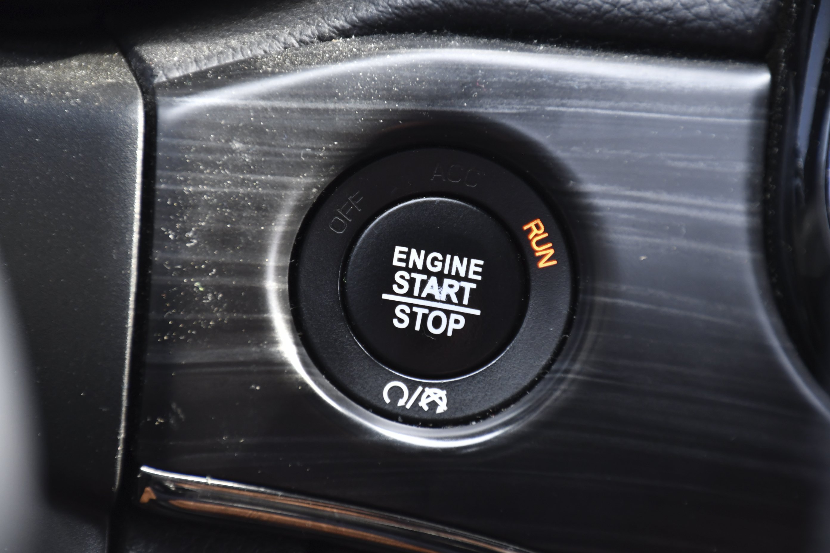 Used 2020 Slate Blue Pearlcoat Jeep Limited X image 18