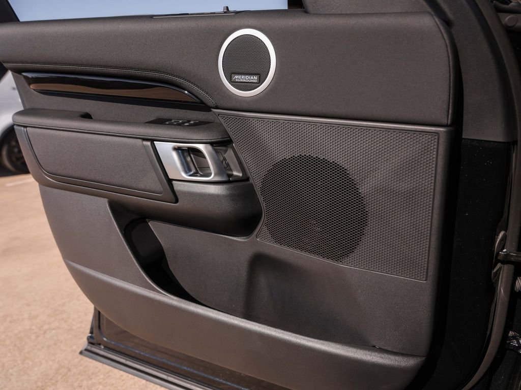 2025 Land Rover Discovery S - Photo 29