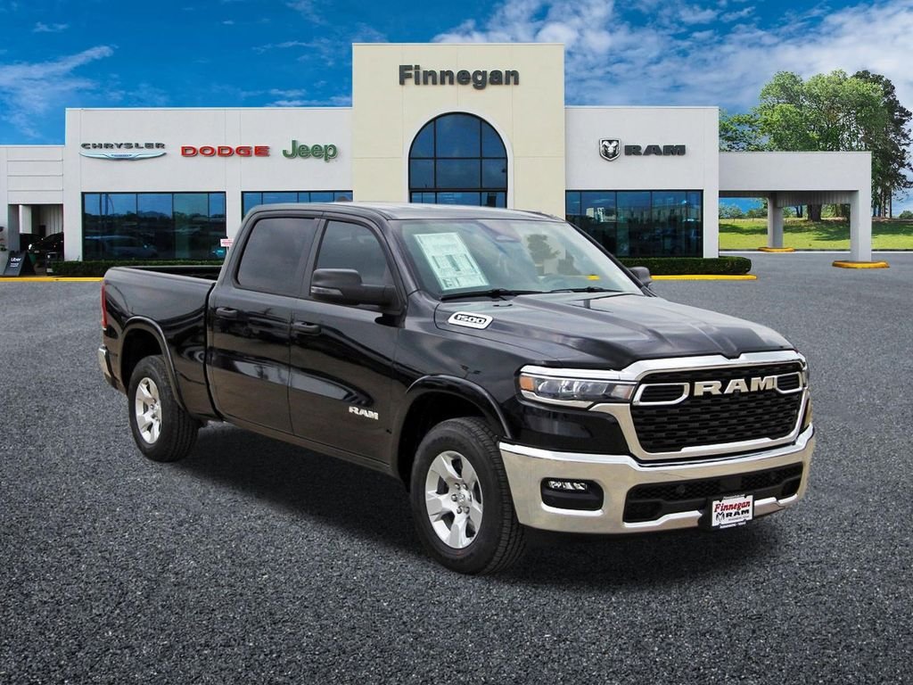 New 2026 Diamond Black Crystal Pearl-Coat Exterior Paint RAM Big Horn/Lone Star image 7