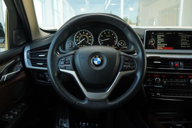 Used 2014 White BMW xDrive35i image 17