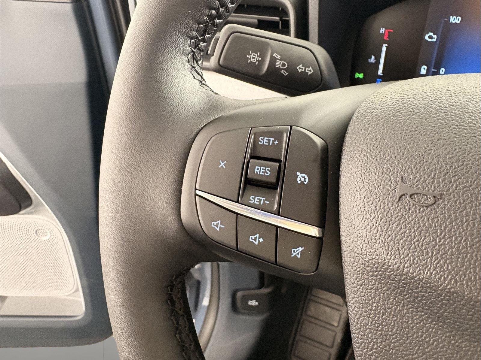 New 2026 Azure Gray Metallic Tri-Coat Ford XLT image 32
