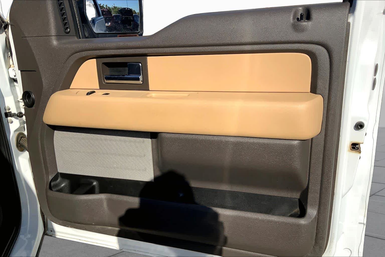 Used 2014 Oxford White Ford XLT image 22