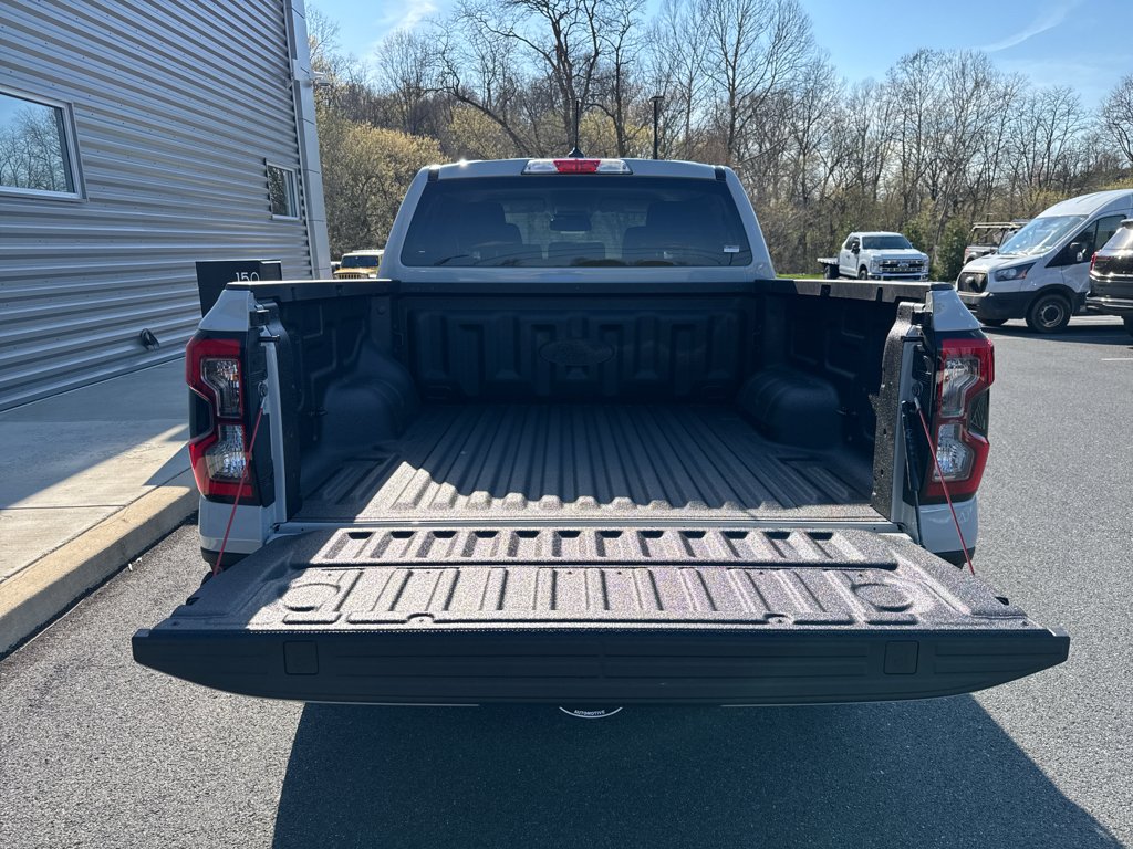 New 2026 Avalanche Ford XLT image 6