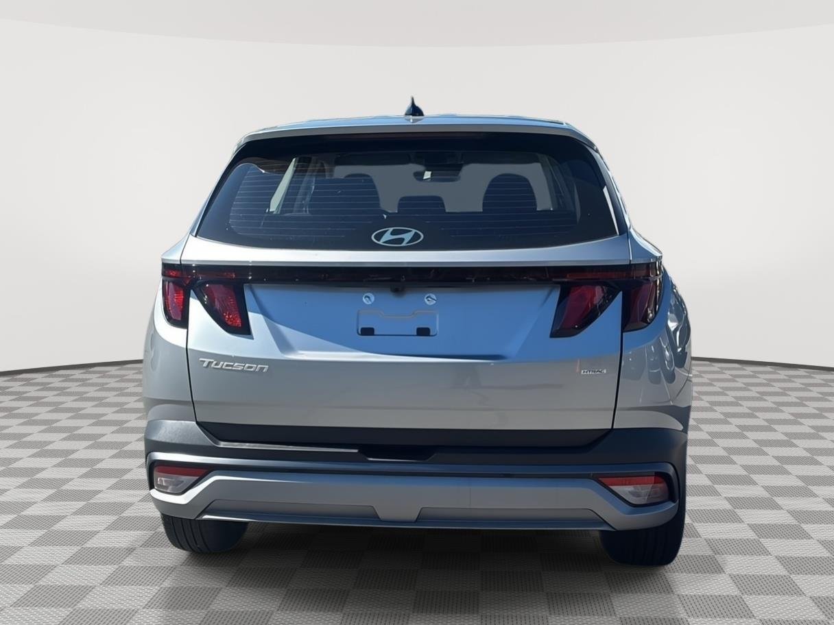 New 2026 Shimmering Silver Hyundai SE AWD image 7