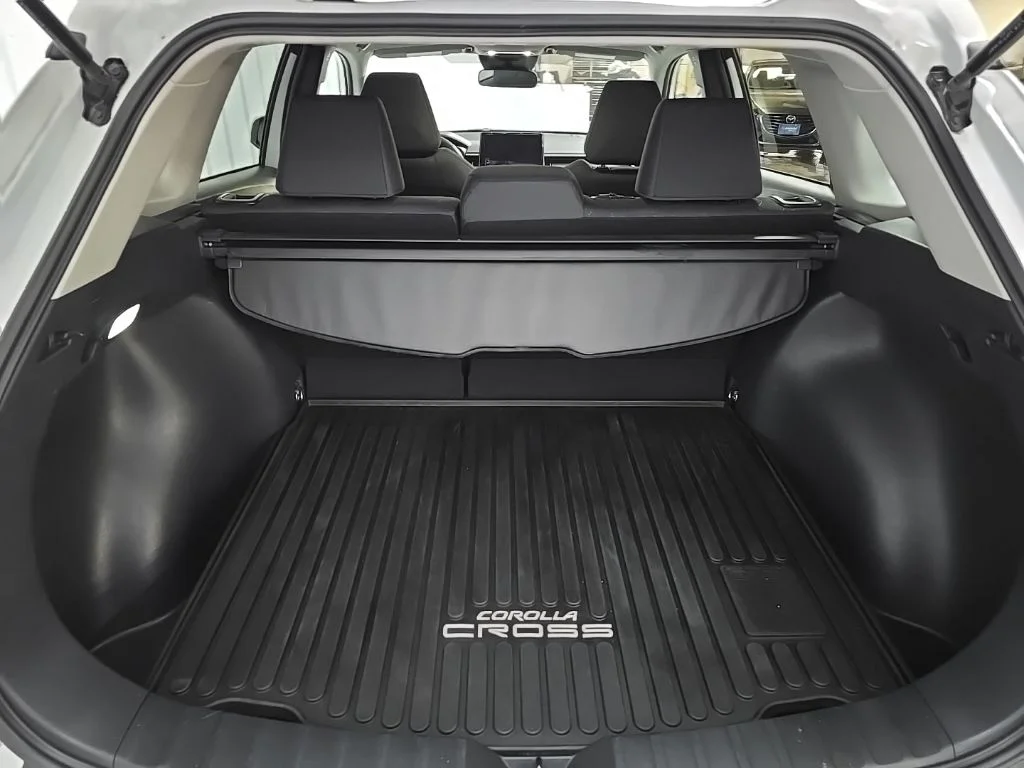 Used 2023 Beige Toyota LE image 12