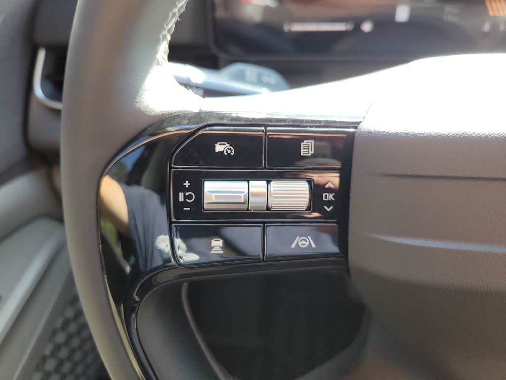 New 2027 Iceberg Green Kia EX image 26