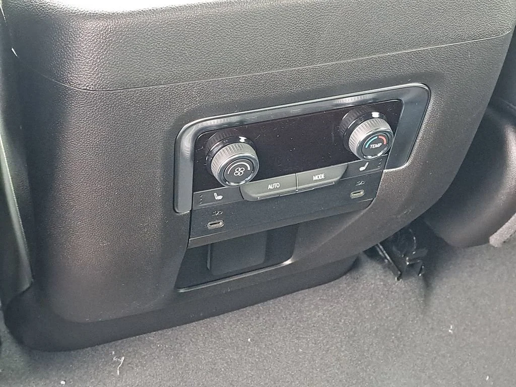 2026 Chevrolet Tahoe Premier - Photo 22