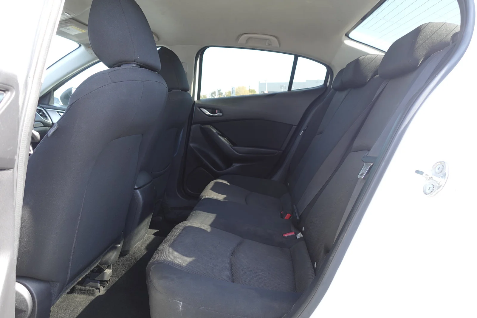 Used 2017 Snowflake White Pearl Mica Mazda Sport image 12
