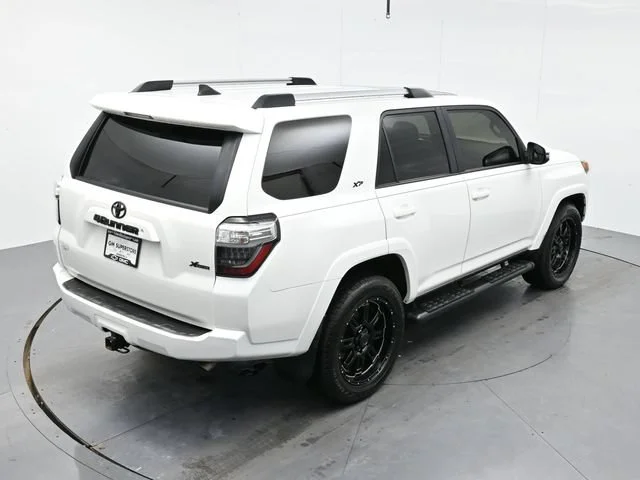 Used 2019 Super White Toyota SR5 image 37