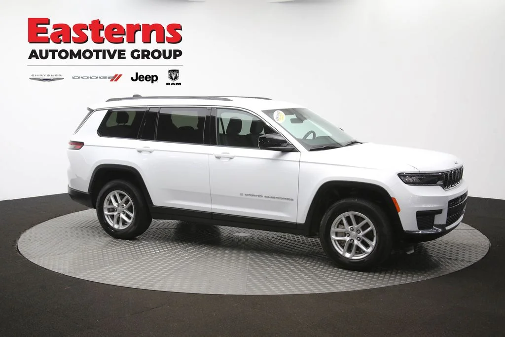 Certified Used 2025 White Jeep Laredo image 49