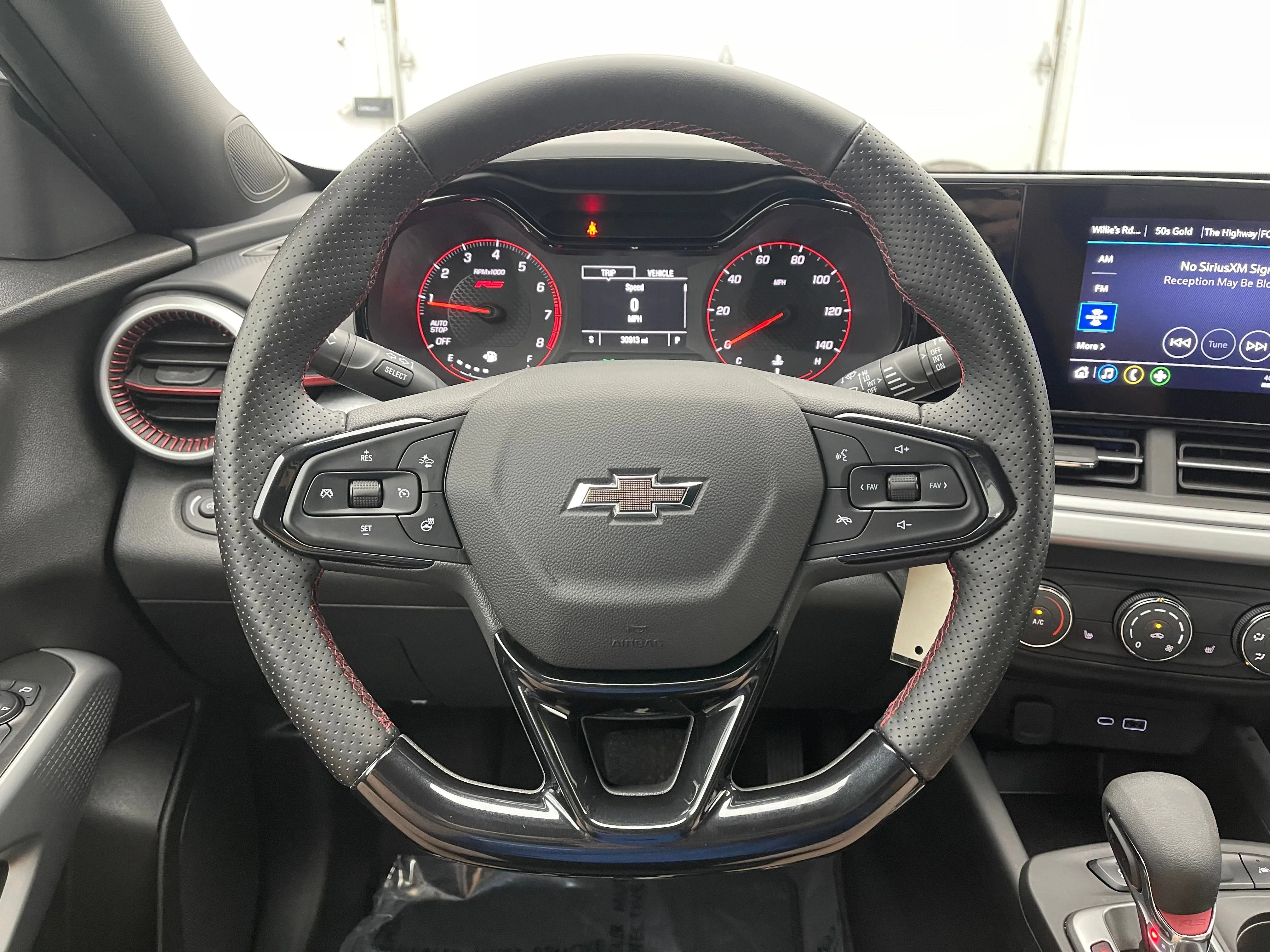 Used 2024 Summit White Chevrolet 1RS image 18