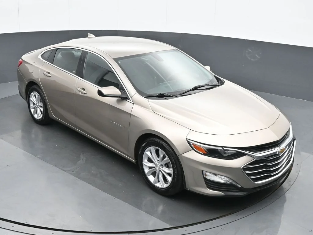 Used 2022 Gray Chevrolet LT image 24