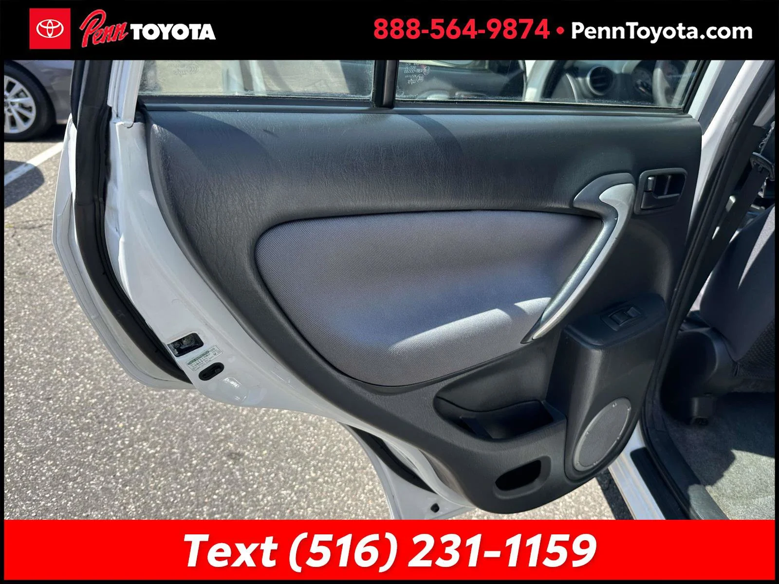 Used 2004 SUPER WHITE Toyota  image 20