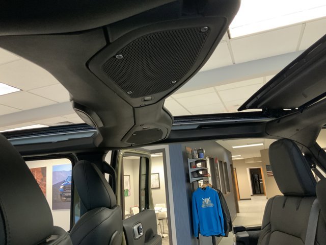 2025 Jeep Wrangler 4-Door Rubicon 392 Final Edition - Photo 33