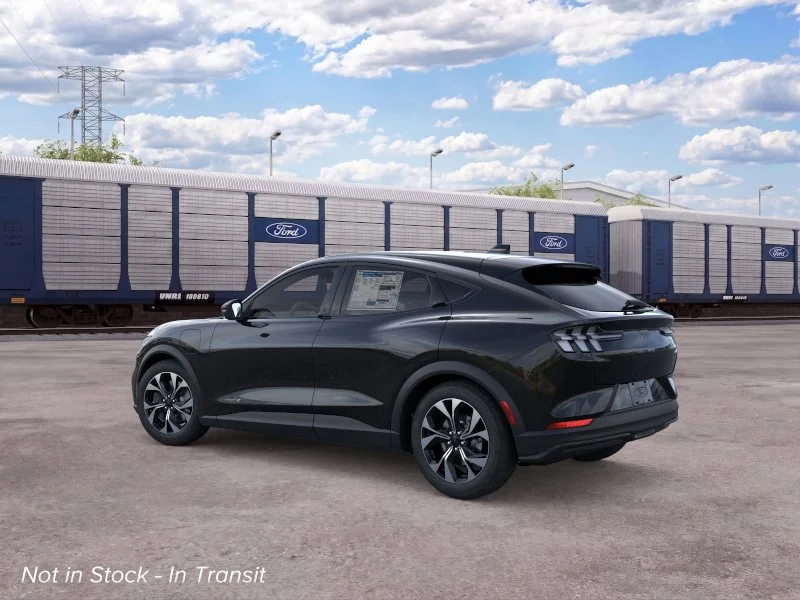 New 2026 Shadow Black Ford Select image 5