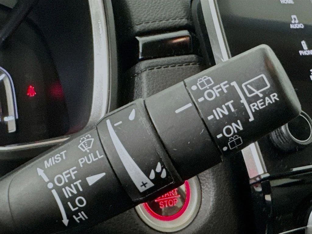 Certified Used 2019 Lunar Silver Metallic Honda EX image 16