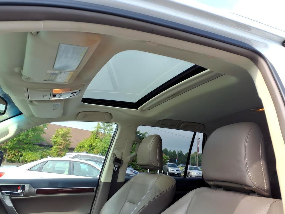 Used 2018 Starfire Pearl Lexus 460 image 14