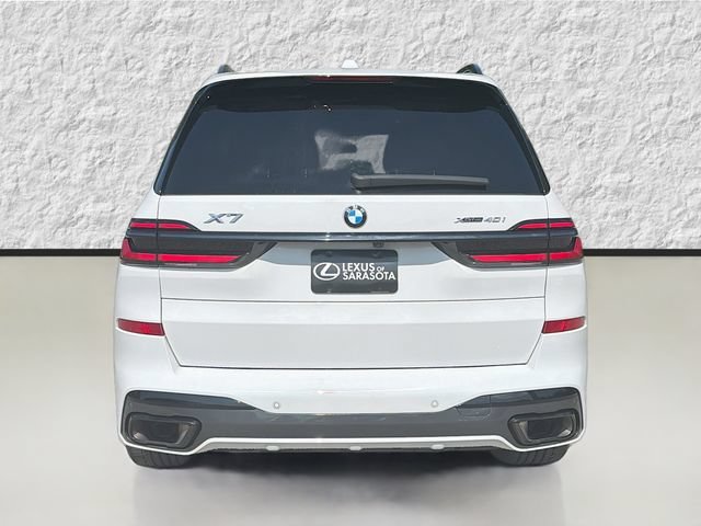 Used 2024 Alpine White BMW xDrive40i image 4