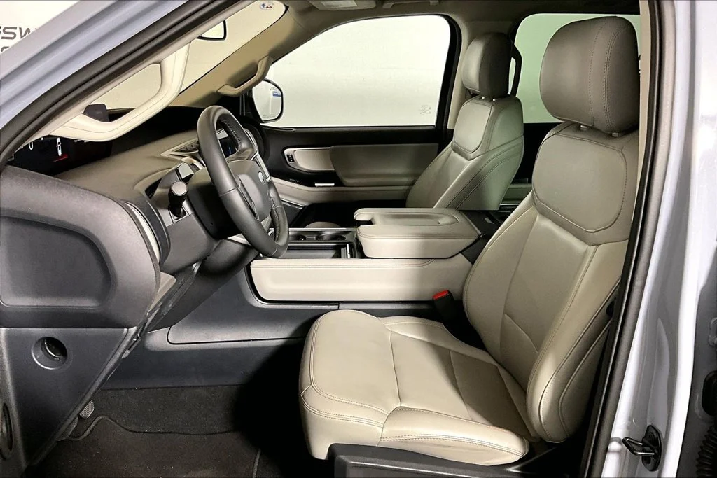 Used 2025 Gray Metallic Ford Active image 20
