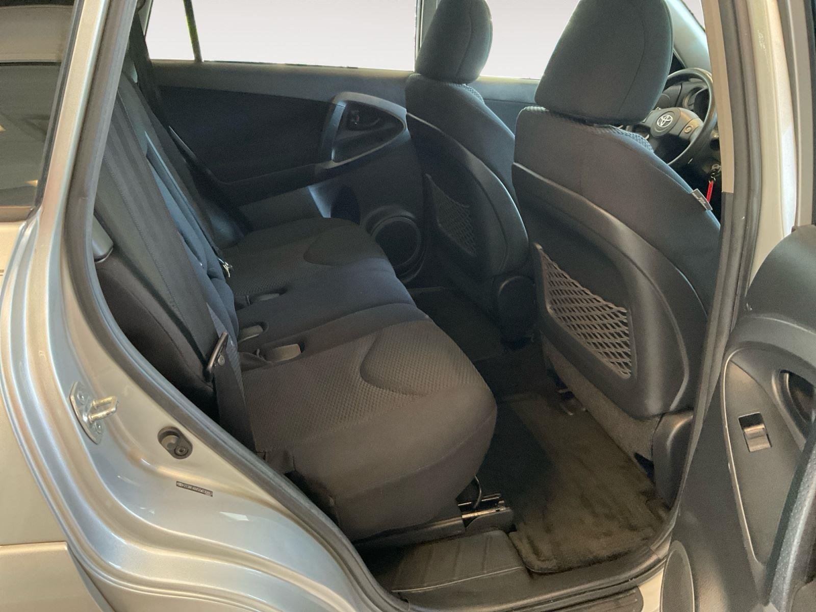 Used 2012 Classic Silver Metallic Toyota Sport image 13