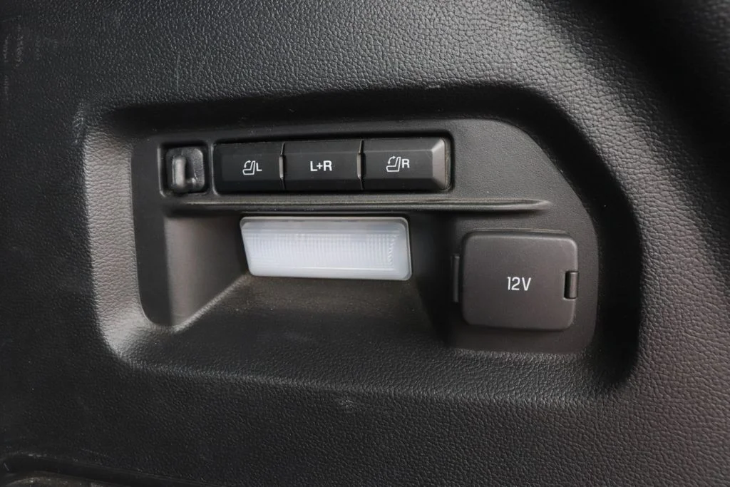 Used 2020 Blue Ford Limited image 34