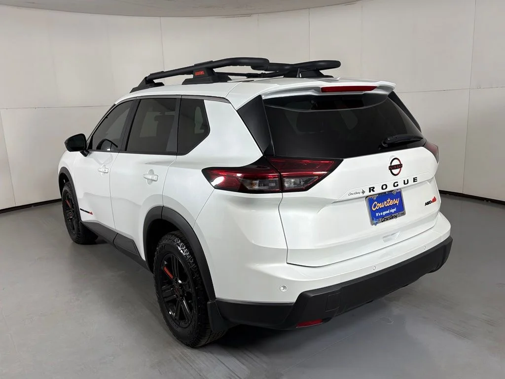 New 2026 Everest White Pearl TriCoat Nissan Rock Creek® image 6