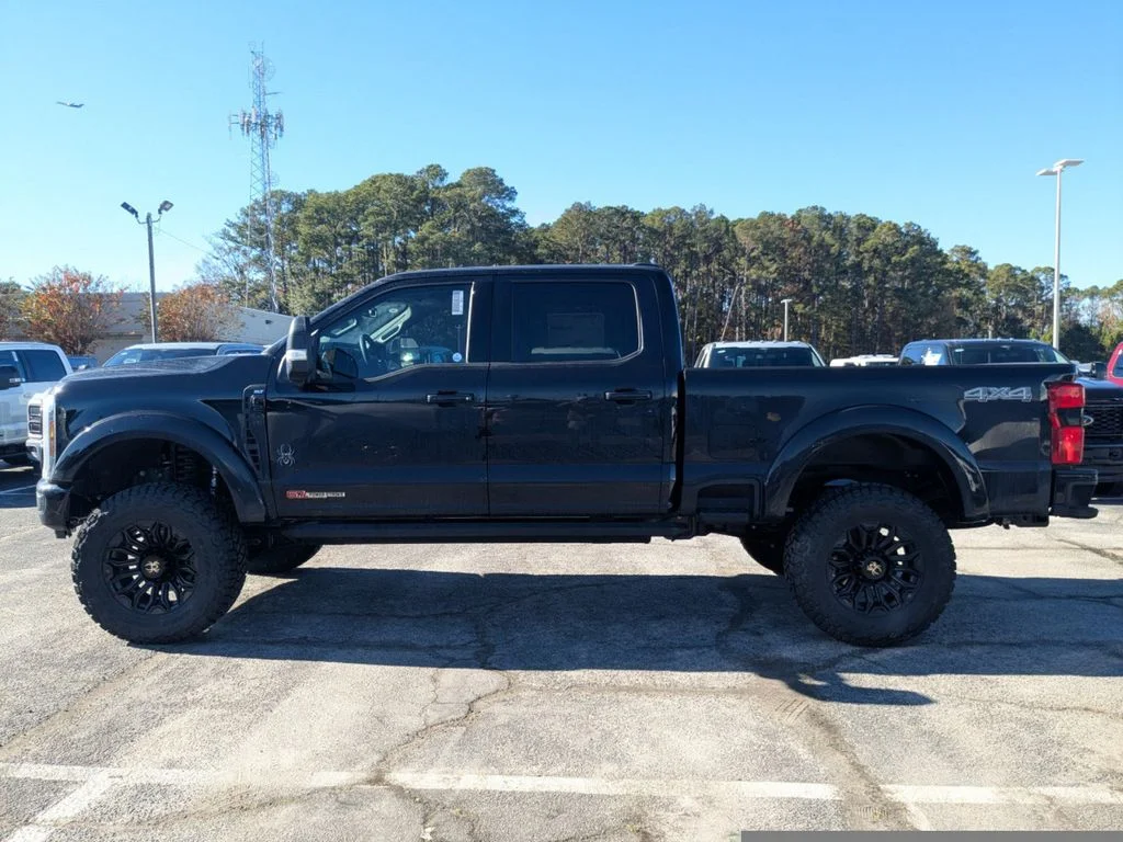 New 2026 Agate Black Metallic Ford XLT image 7