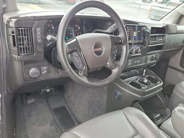 Used 2025 Special Exterior Color GMC Work Van image 6