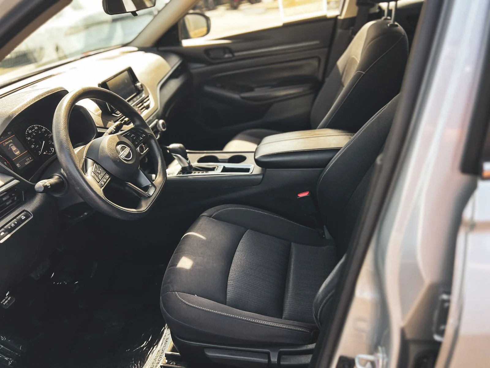 Used 2024 Silver Nissan 2.5 S image 14