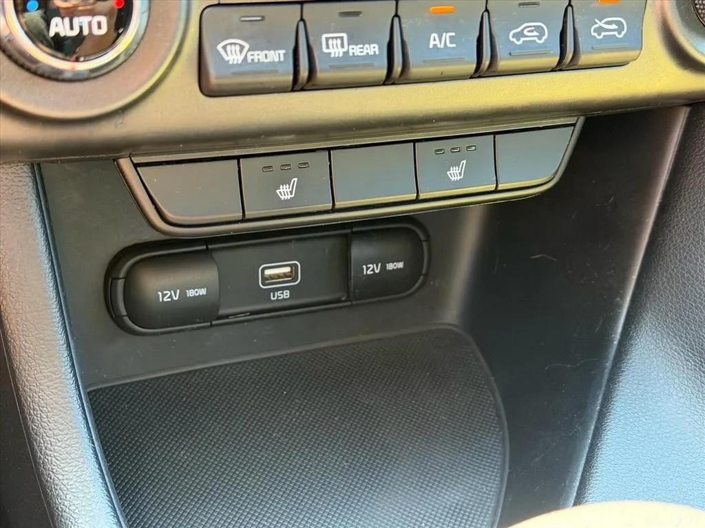 Used 2020 Gray Kia LX image 24