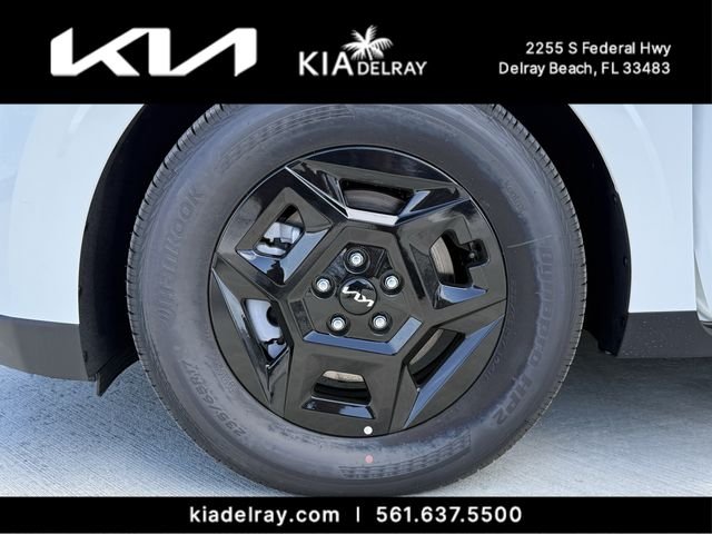 New 2026 Snow White Pearl Kia LXS image 33