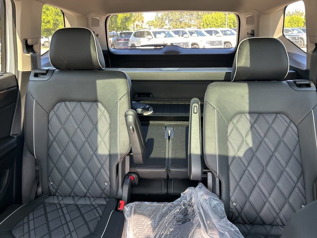 New 2026 White Volkswagen 2.0T SEL Premium R-Line image 14