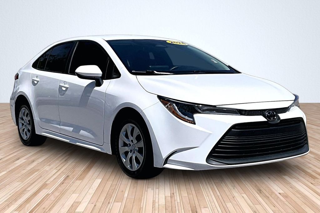 Used 2024 White Toyota LE image 9