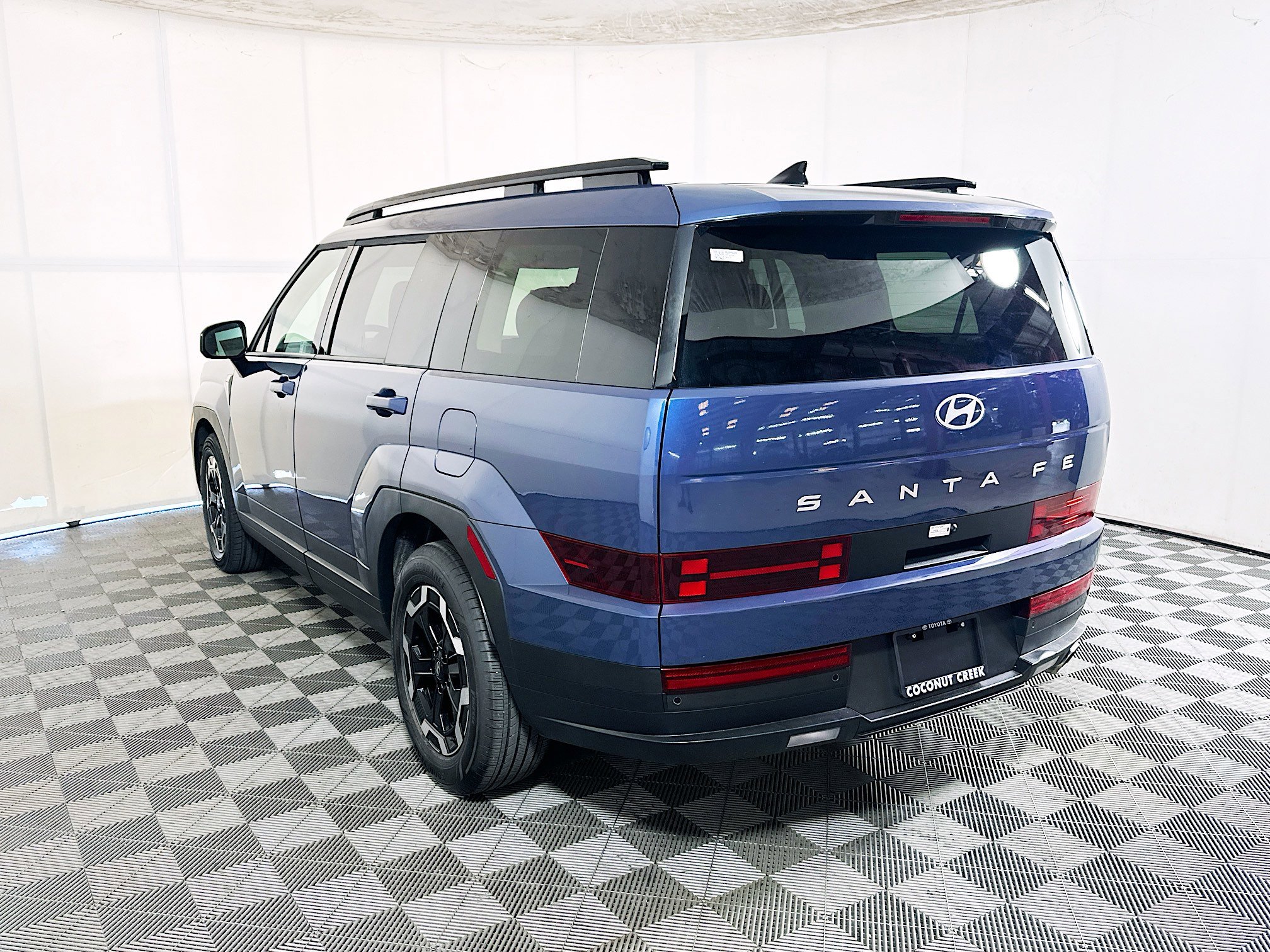 Used 2025 Atlantis Blue Hyundai SEL image 5