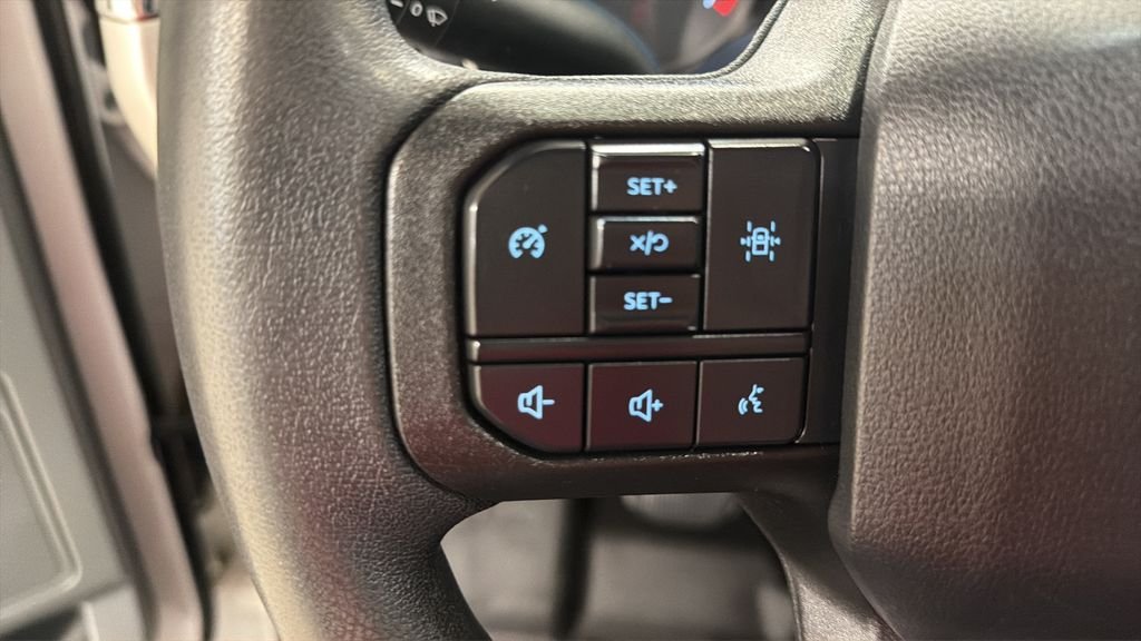 Used 2021 White Ford XLT image 21