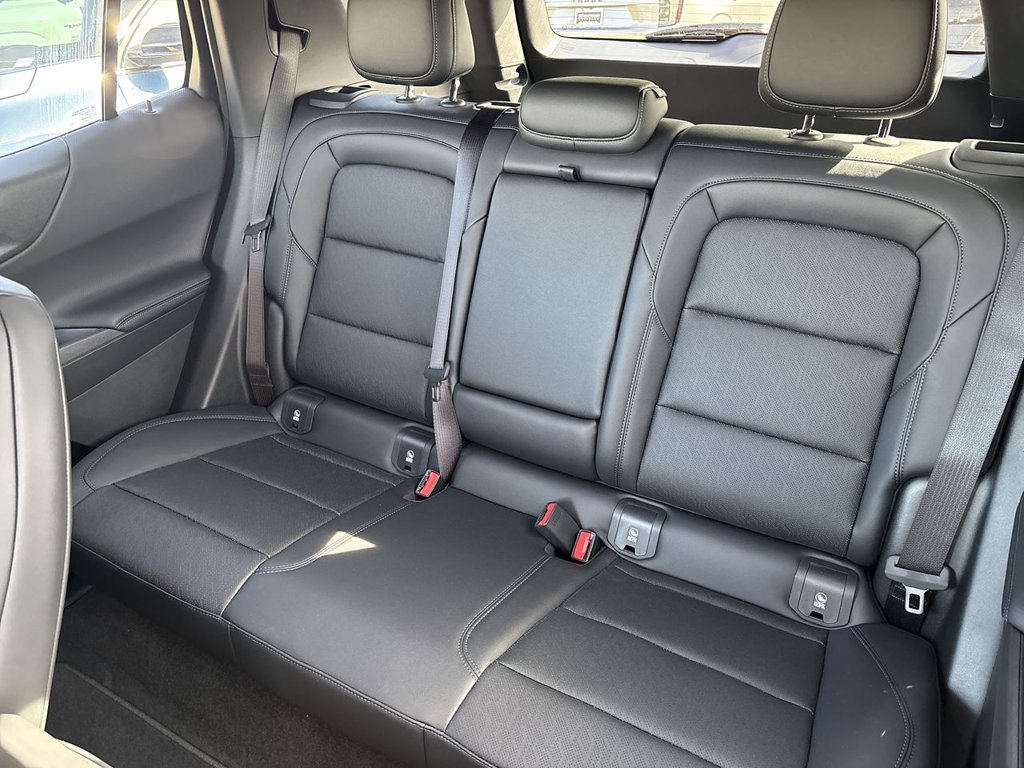 New 2027 Sterling Gray Metallic Chevrolet LT image 26