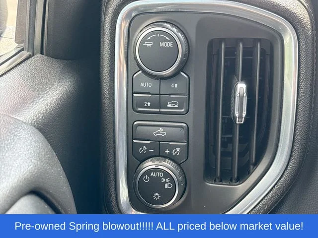 Used 2020 Black Chevrolet LT image 32