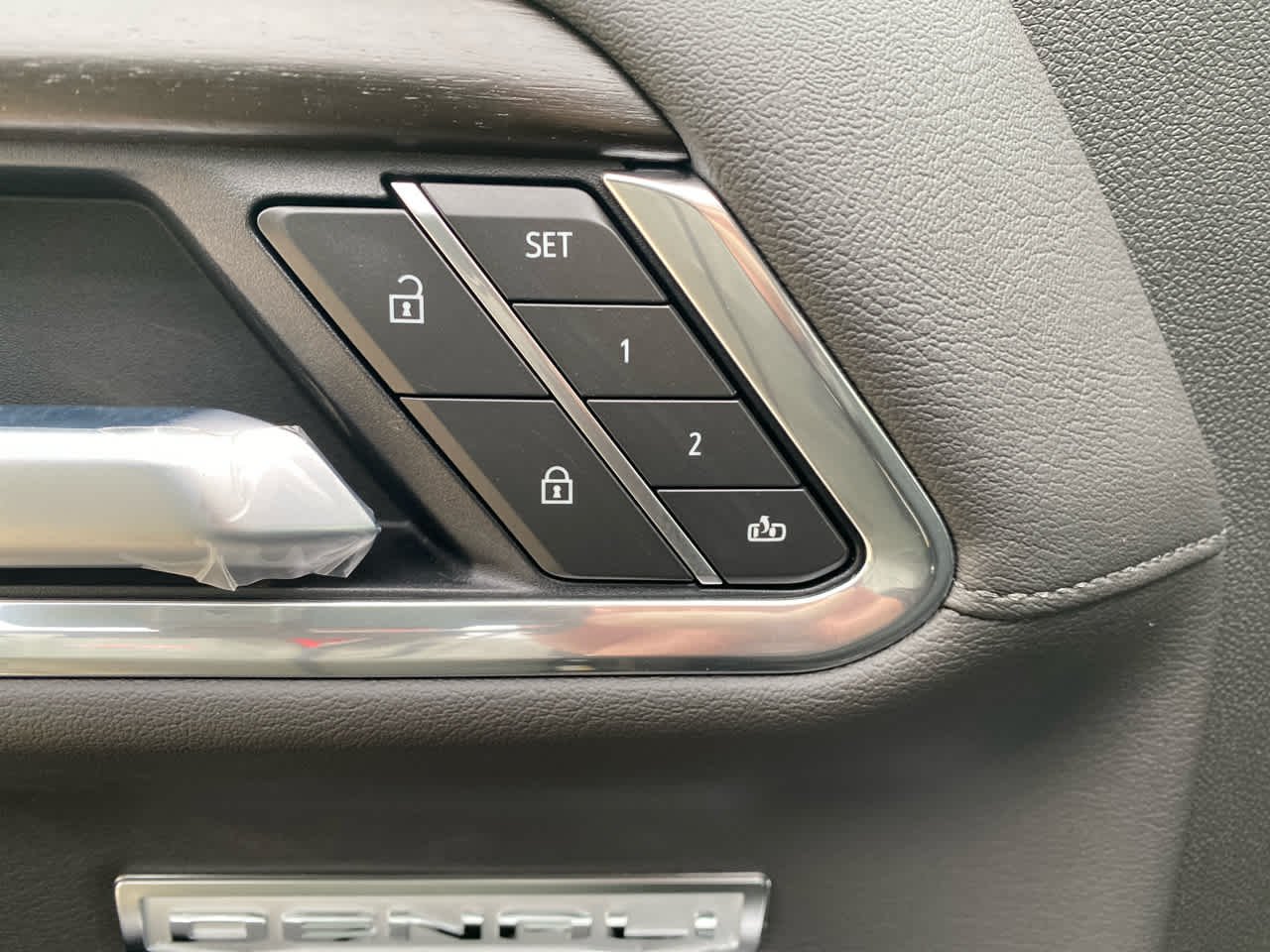 2026 GMC Sierra 1500 Denali - Photo 11