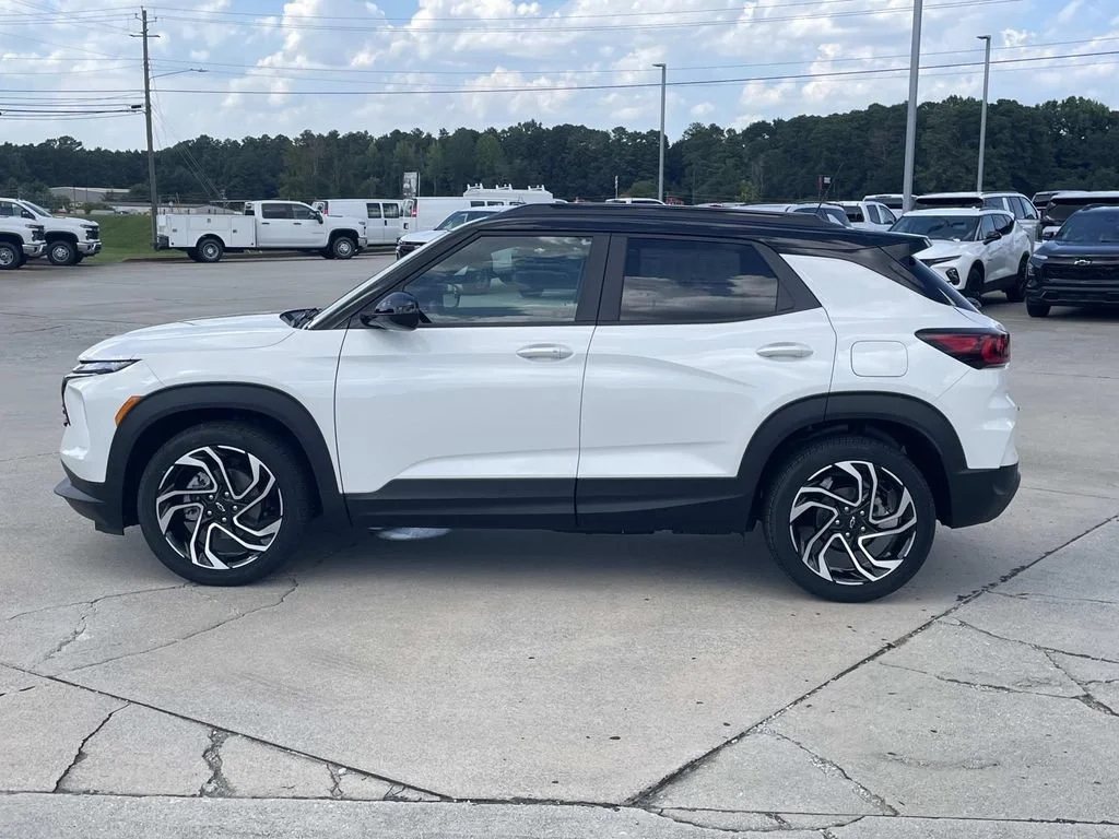New 2026 Iridescent Pearl Tricoat Chevrolet RS image 2