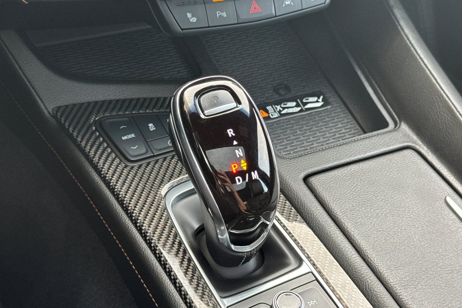 Used 2023 White Cadillac Sport image 23