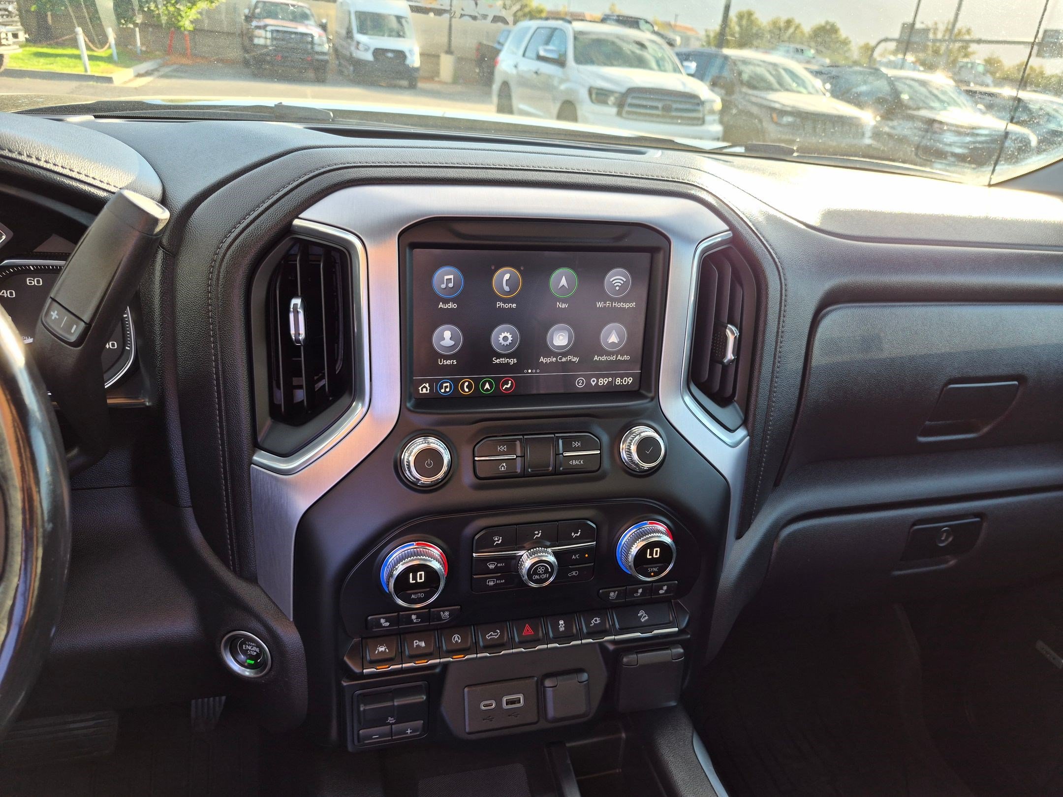 Used 2020 Onyx Black GMC SLT image 25