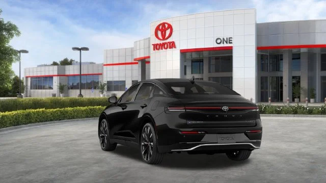 New 2027  Toyota Platinum image 10