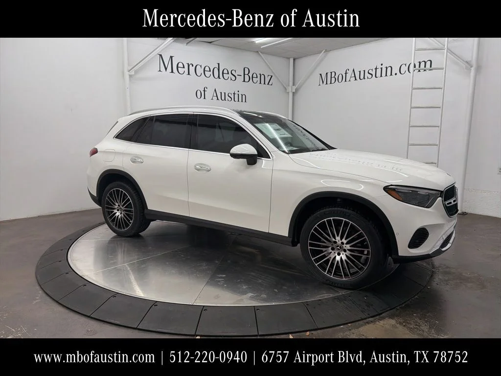 Used 2026 White Mercedes-Benz GLC 300 image 1