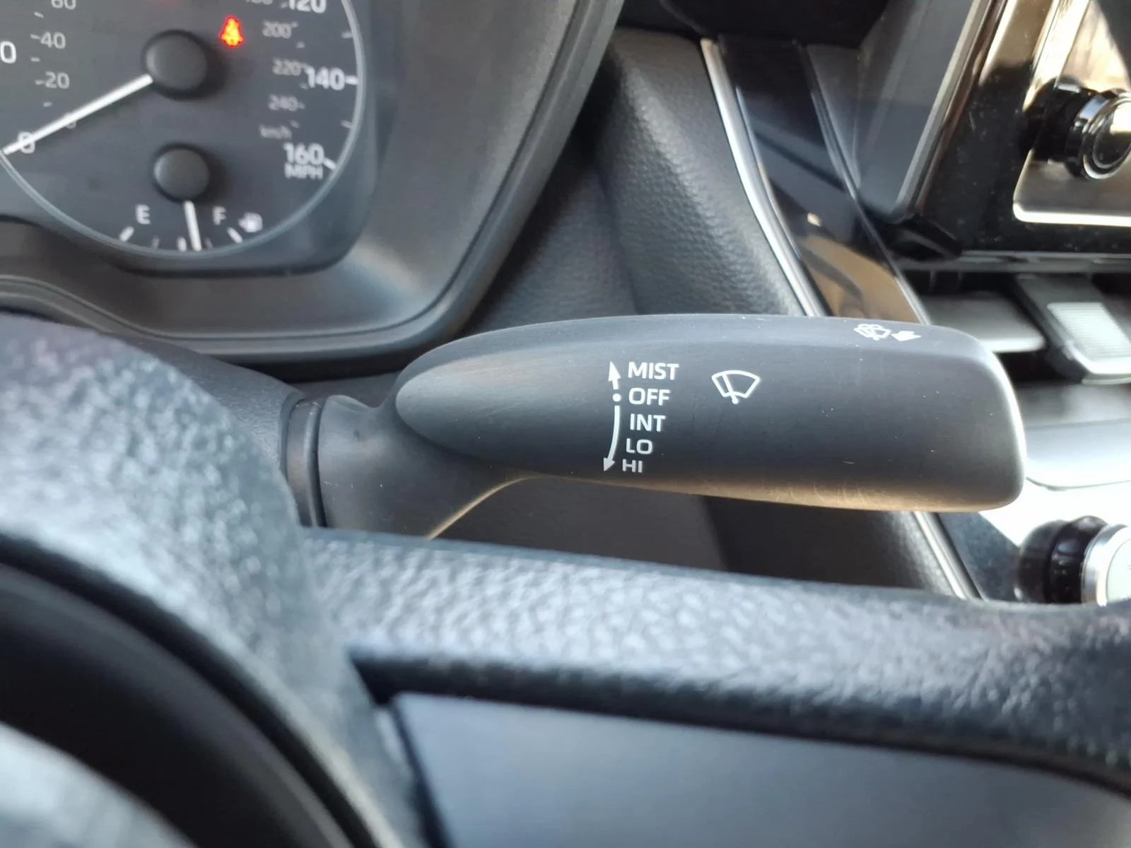 Used 2025 Wind Chill Pearl Toyota LE image 25