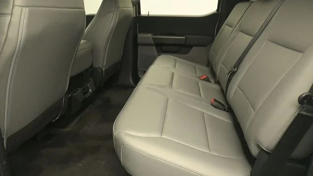 Used 2025 Oxford White Ford XL image 11
