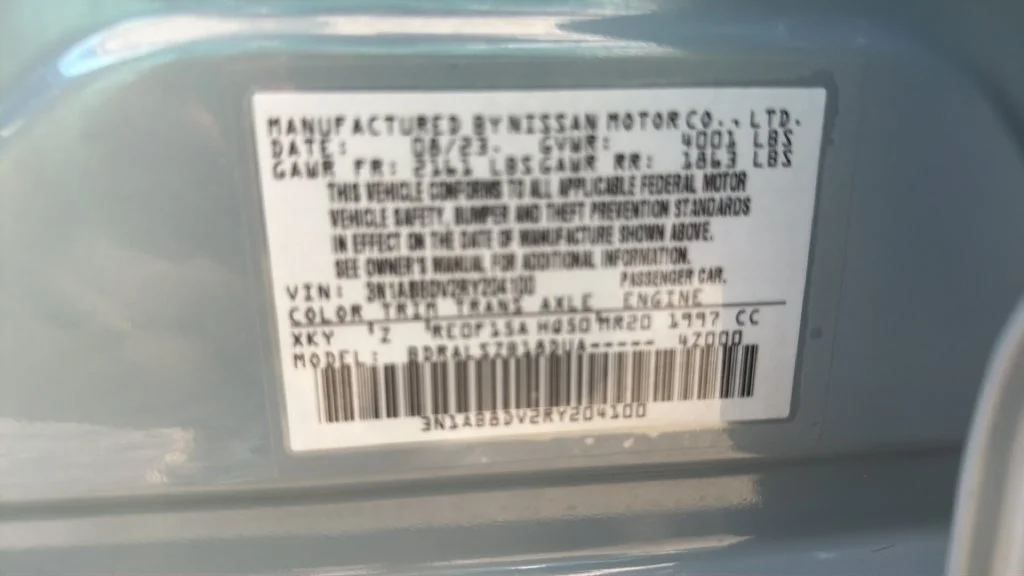 Used 2024 Atlantic Gray Metallic Super Black Nissan SR image 7