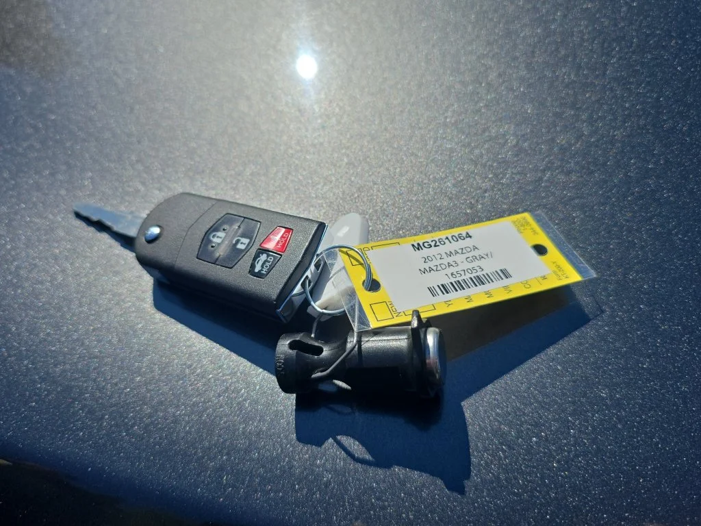 Used 2012 Gray Mazda i Touring image 21